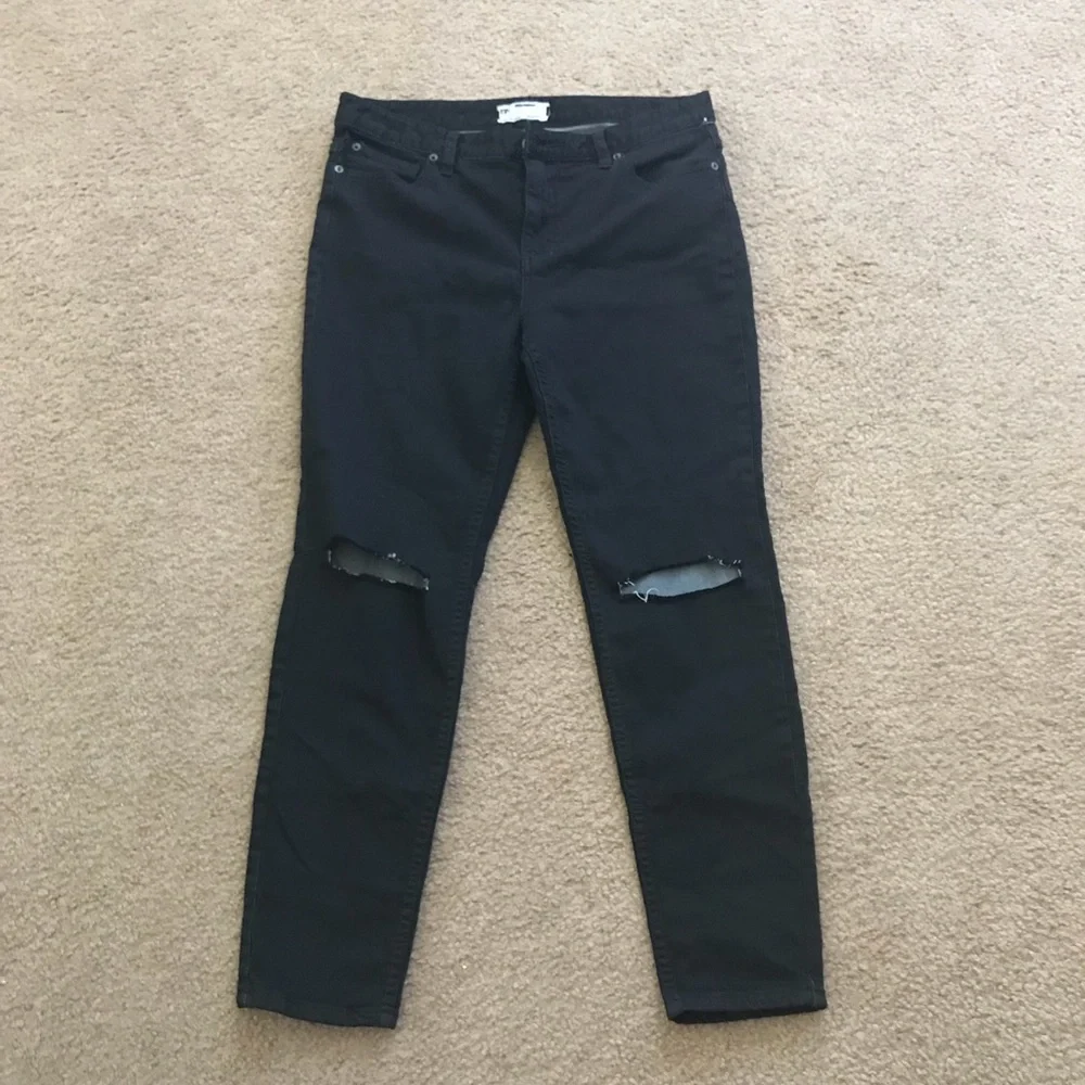 🆕Free People Black Ripped Knee Skinny Jeans - Picture 4 of 5